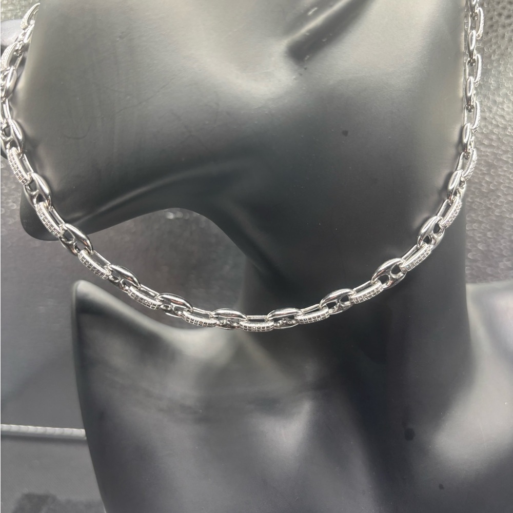 Elegant Silver Chain Necklace